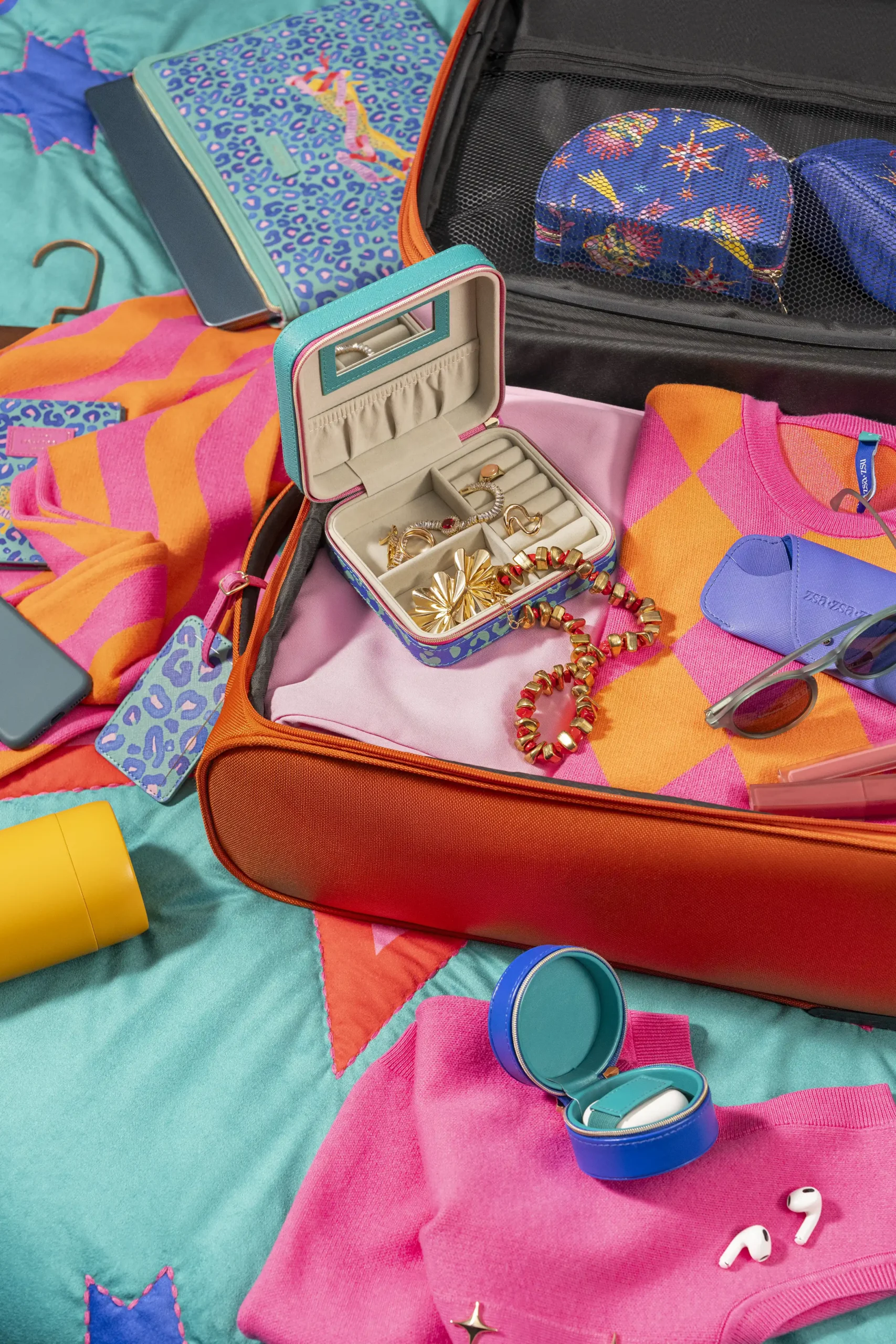 Tatile Giderken Alinmasi Gerekenler Valizine Renk Kat scaled